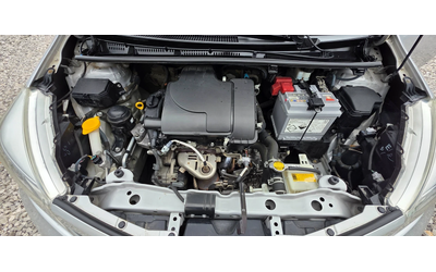 Toyota Yaris 1.0i 70k.c EURO 5B UNIKAT ITALIA - автомобили, коли, обяви за нови и употребявани 15