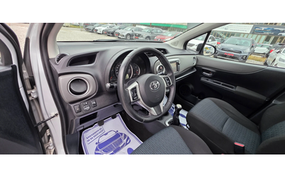 Toyota Yaris 1.0i 70k.c EURO 5B UNIKAT ITALIA - автомобили, коли, обяви за нови и употребявани 7