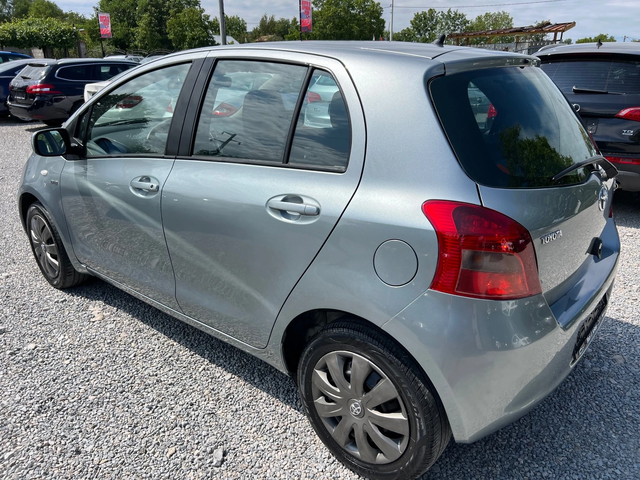 Toyota Yaris 1.4D4D-FACE-НАВИГАЦИЯ - автомобили, коли, обяви за нови и употребявани 3