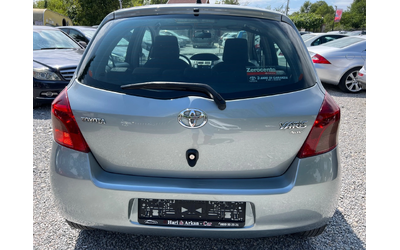 toyota-yaris - 4
