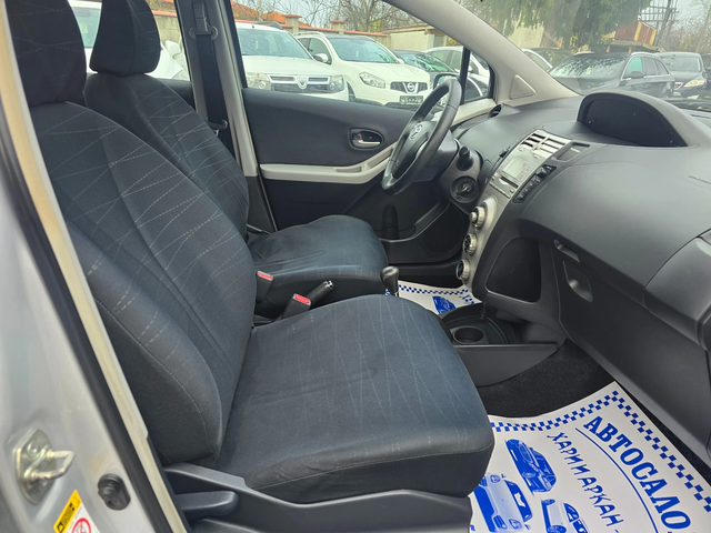 Toyota Yaris 1.4D4D-AVTOMAT - автомобили, коли, обяви за нови и употребявани 11