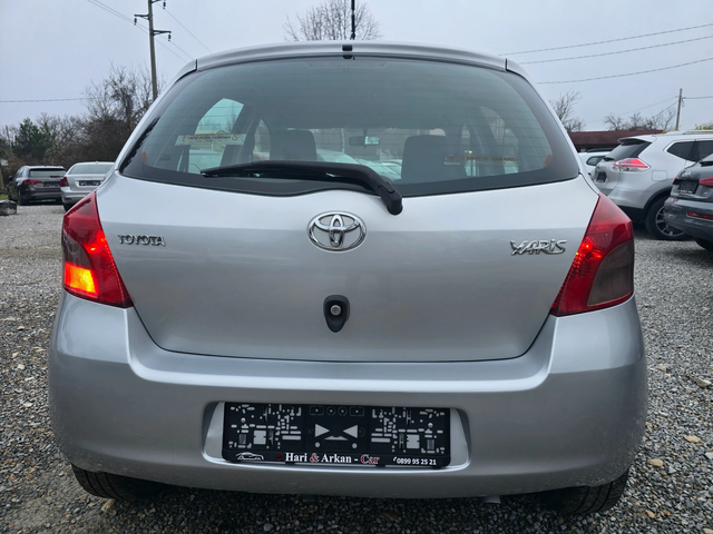Toyota Yaris 1.4D4D-AVTOMAT - автомобили, коли, обяви за нови и употребявани 4