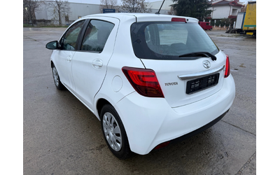 Toyota Yaris 1.4 D4D - автомобили, коли, обяви за нови и употребявани 6