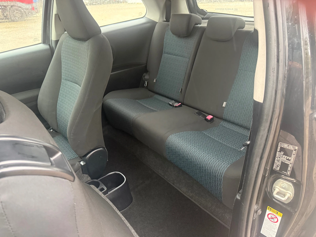 Toyota Yaris 1.0 VVTI - автомобили, коли, обяви за нови и употребявани 12