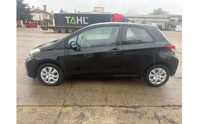 toyota-yaris - 3