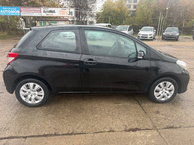 Toyota Yaris 1.0 VVTI - автомобили, коли, обяви за нови и употребявани 4