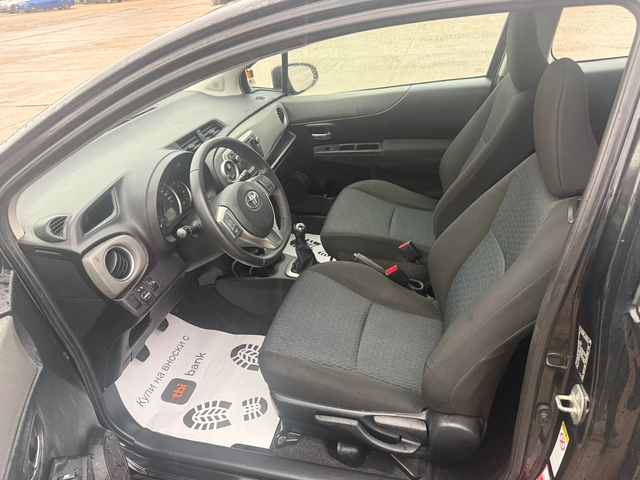 Toyota Yaris 1.0 VVTI - автомобили, коли, обяви за нови и употребявани 8