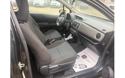 Toyota Yaris 1.0 VVTI - автомобили, коли, обяви за нови и употребявани 9
