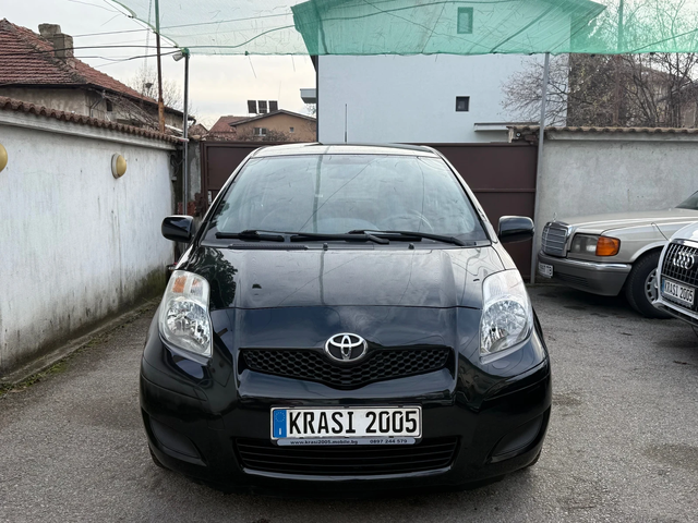Toyota Yaris 1.3VVTI FACELIFT 101HP - автомобили, коли, обяви за нови и употребявани 1
