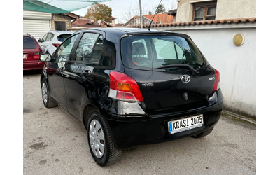 toyota-yaris - 3