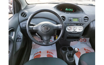 Toyota Yaris 1.4D4D - автомобили, коли, обяви за нови и употребявани 10