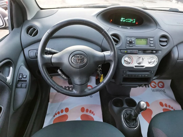 Toyota Yaris 1.4D4D - автомобили, коли, обяви за нови и употребявани 10