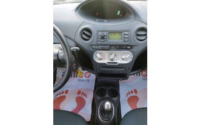 Toyota Yaris 1.4D4D - автомобили, коли, обяви за нови и употребявани 11