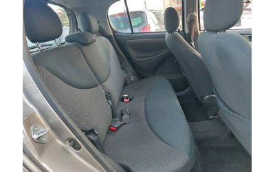 Toyota Yaris 1.4D4D - автомобили, коли, обяви за нови и употребявани 12
