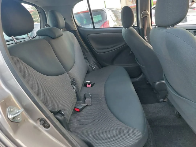 Toyota Yaris 1.4D4D - автомобили, коли, обяви за нови и употребявани 12