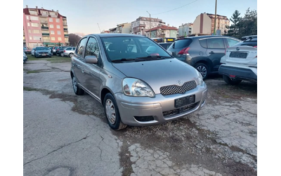 Toyota Yaris 1.4D4D - автомобили, коли, обяви за нови и употребявани 6