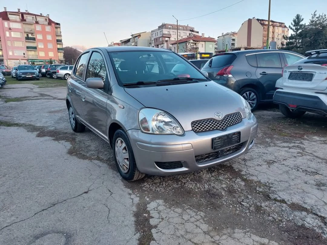 Toyota Yaris 1.4D4D - автомобили, коли, обяви за нови и употребявани 6