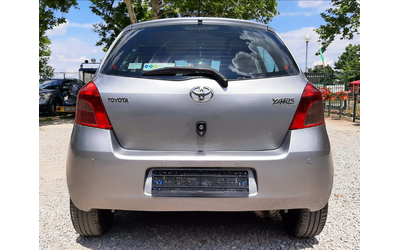 toyota-yaris - 4