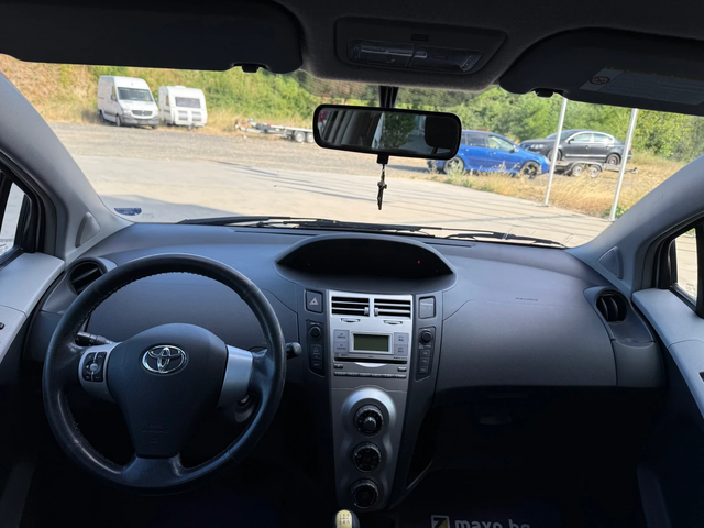 Toyota Yaris - автомобили, коли, обяви за нови и употребявани 11