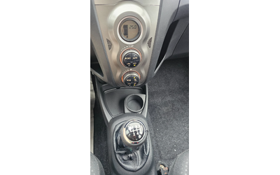 Toyota Yaris 1.4D4D---EVRO 5 - автомобили, коли, обяви за нови и употребявани 8