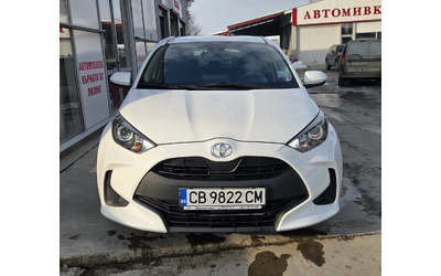 toyota-yaris - 1