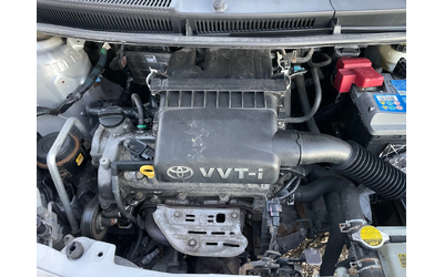 Toyota Yaris 1.3VVTI-KLIMA-ITALIA - автомобили, коли, обяви за нови и употребявани 11