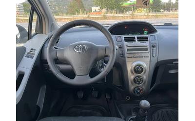 Toyota Yaris FACE 70кс EURO 4 КЛИМАТИК - автомобили, коли, обяви за нови и употребявани 11