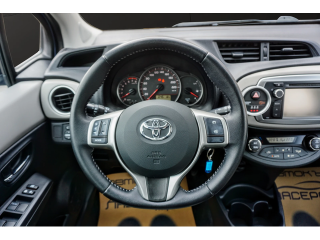 Toyota Yaris 1.0i LOUNGE - автомобили, коли, обяви за нови и употребявани 7