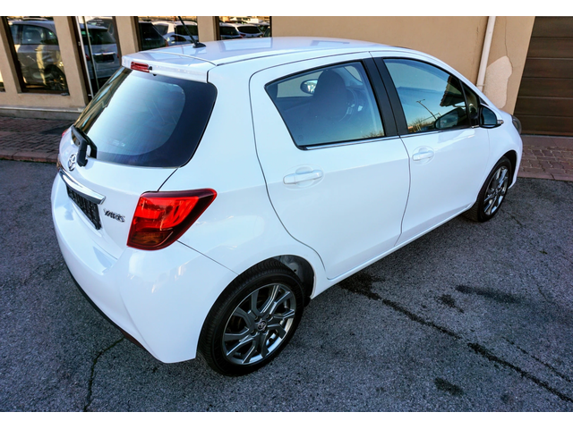 Toyota Yaris 1.3i ACTIVE - автомобили, коли, обяви за нови и употребявани 2