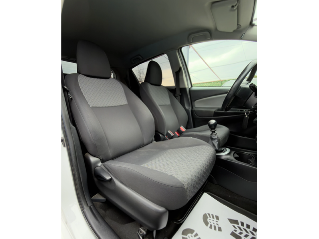 Toyota Yaris 1.3VVT-i* FACE* DYNAMIC* 80000KM* СОБСТВЕН ЛИЗИНГ - автомобили, коли, обяви за нови и употребявани 7