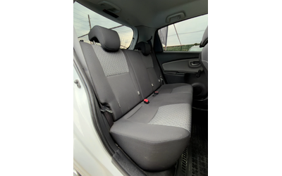 Toyota Yaris 1.3VVT-i* FACE* DYNAMIC* 80000KM* СОБСТВЕН ЛИЗИНГ - автомобили, коли, обяви за нови и употребявани 8