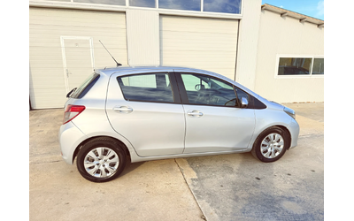 Toyota Yaris 1.4d4d * 150 000km* NAVI* UNIKAT* - автомобили, коли, обяви за нови и употребявани 13
