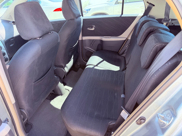 Toyota Yaris 1.3vvt-i 87k.c UNIKAT - автомобили, коли, обяви за нови и употребявани 7