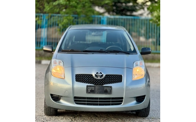 toyota-yaris - 1