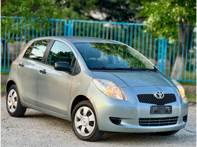 Toyota Yaris 1.0i~70hp~ITALY~КЛИМАТИК~130000км! - автомобили, коли, обяви за нови и употребявани 2