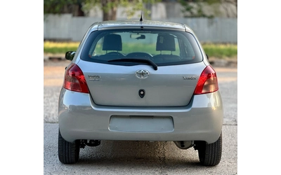 toyota-yaris - 5