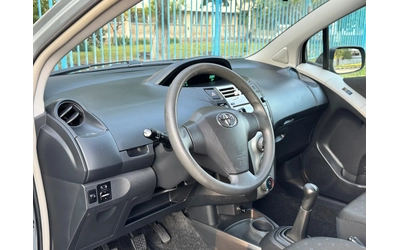 Toyota Yaris 1.0i~70hp~ITALY~КЛИМАТИК~130000км! - автомобили, коли, обяви за нови и употребявани 8