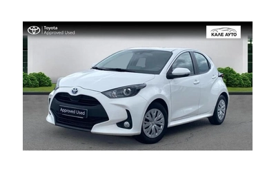 toyota-yaris - 0