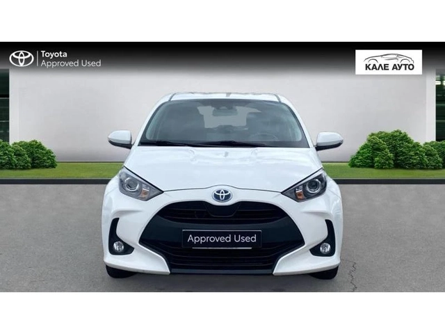 Toyota Yaris 1.5 HEV - автомобили, коли, обяви за нови и употребявани 1