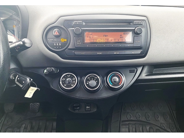 Toyota Yaris 1.3 VVT-i MT, LPG - автомобили, коли, обяви за нови и употребявани 13