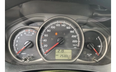 Toyota Yaris 1.3 VVT-i MT, LPG - автомобили, коли, обяви за нови и употребявани 16