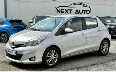 toyota-yaris - 0