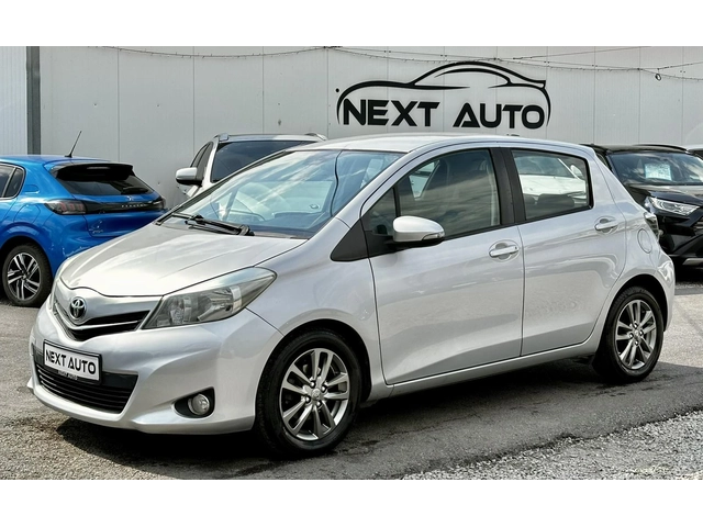 Toyota Yaris 1.4D 90HP E5B КАМЕРА - автомобили, коли, обяви за нови и употребявани 0