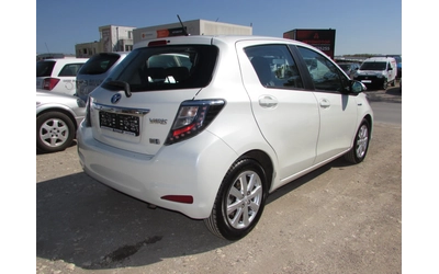 toyota-yaris - 4
