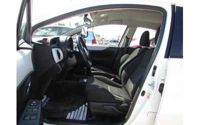 Toyota Yaris 1.5i HYBRID - автомобили, коли, обяви за нови и употребявани 7