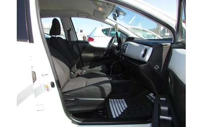 Toyota Yaris 1.5i HYBRID - автомобили, коли, обяви за нови и употребявани 9