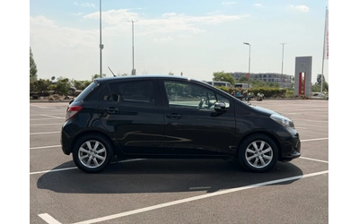 toyota-yaris - 4