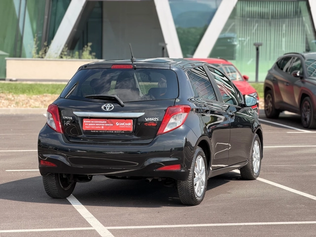 Toyota Yaris 1.33vvt-i-Автоматик-Лизинг през Уникредит по160евр - автомобили, коли, обяви за нови и употребявани 5