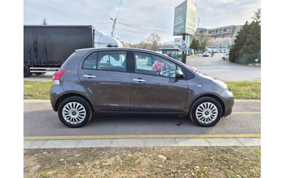 toyota-yaris - 4