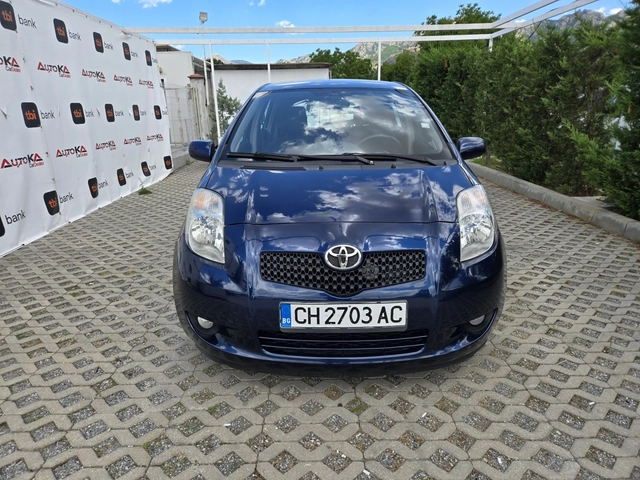 Toyota Yaris 1.4D4D-90кс= АВТОМАТ= КЛИМАТРОНИК= KEYLESS - автомобили, коли, обяви за нови и употребявани 0